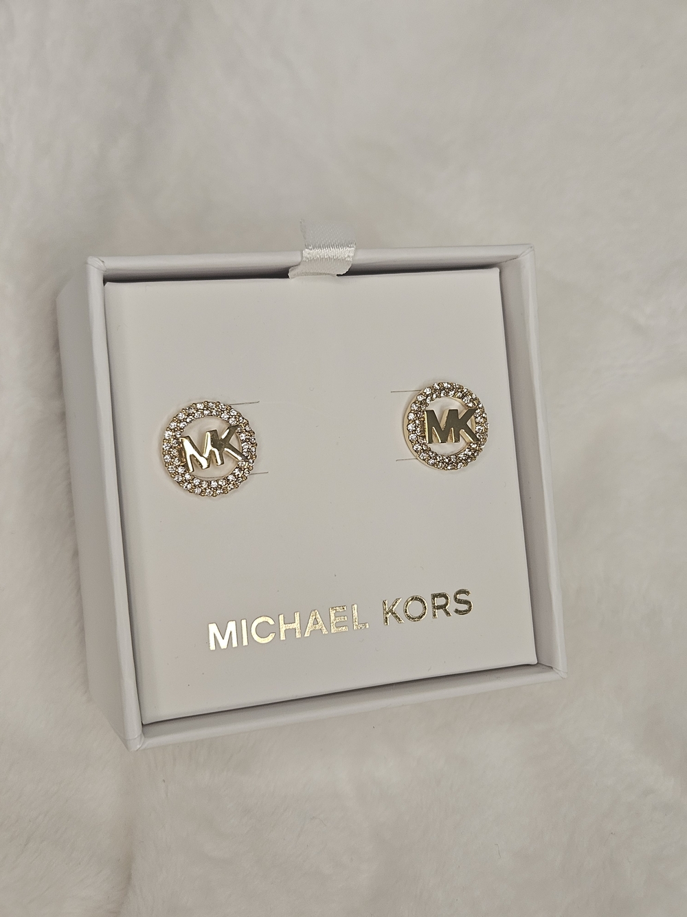 MICHAEL KORS GOLD TONE PAVE CRYSTAL,STUD EARRINGS,MKJX3227